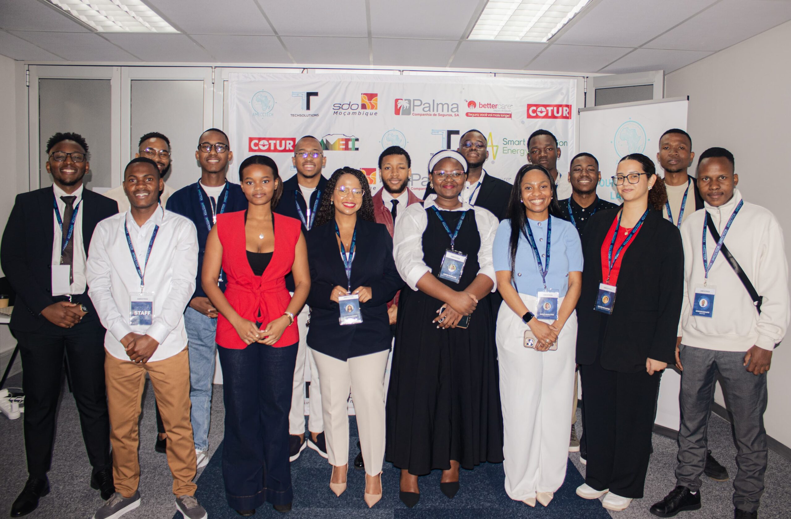 Fundação Salimo Abdula apoia inovação tecnológica em prol da saúde no Young Leaders Lab 2025